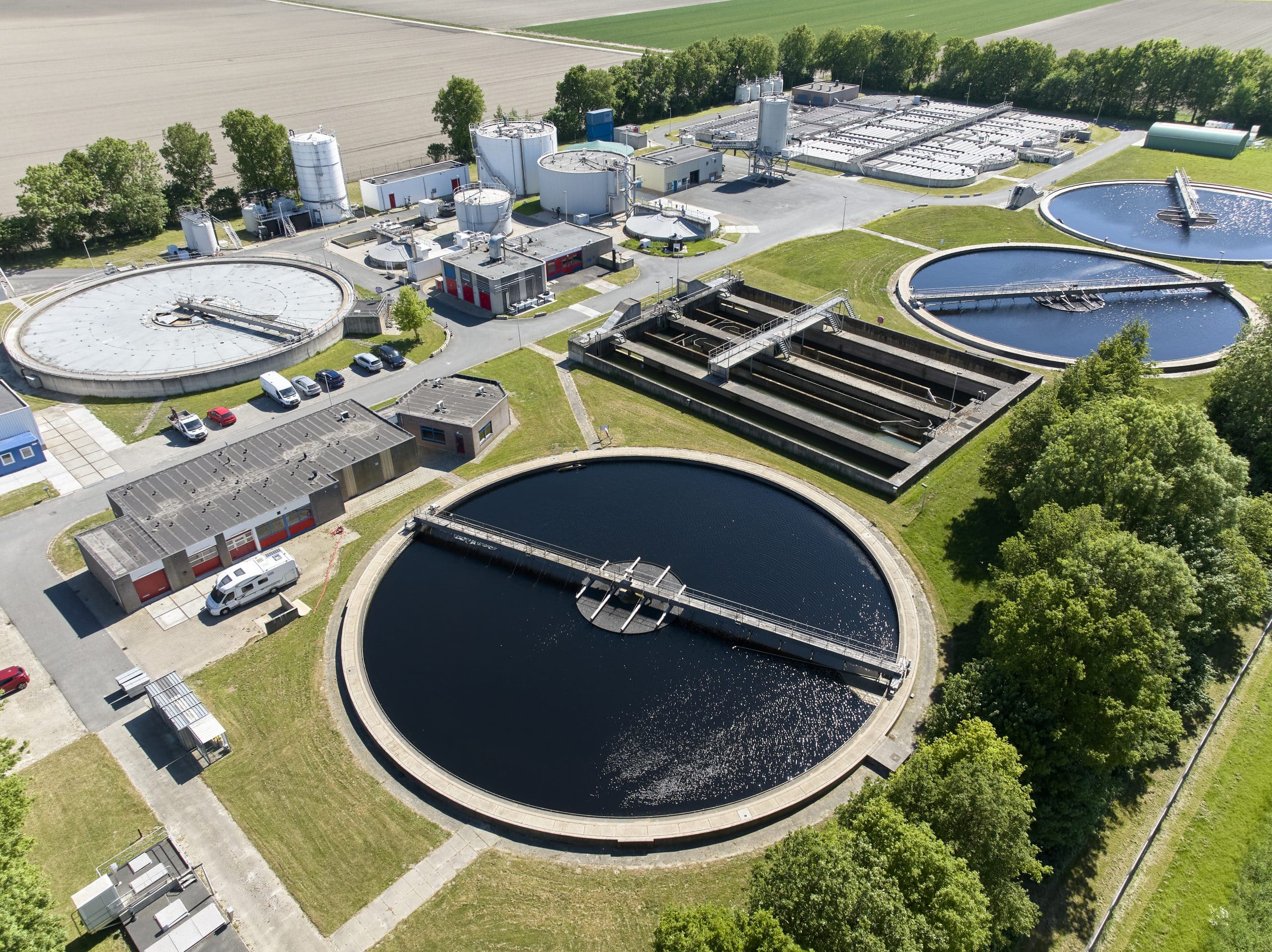 Afvalwaterzuivering Tollebeek. Foto van bovenaf.